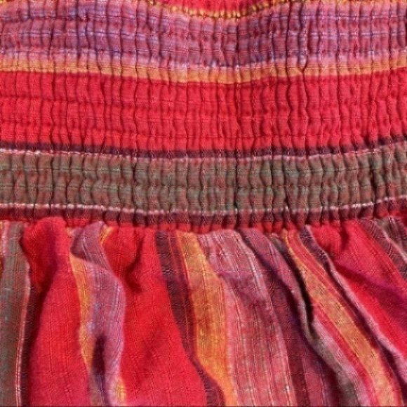 Forever 21 Stripe Shorts with puckered waist red - Picture 2 of 3